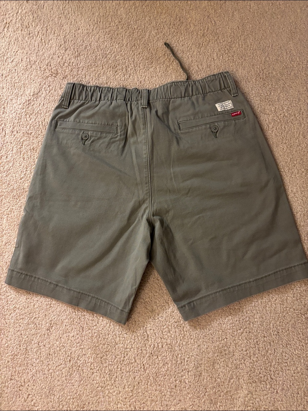 NWT Levi's Men's Green Flat Front Shorts - Picture 4 of 5